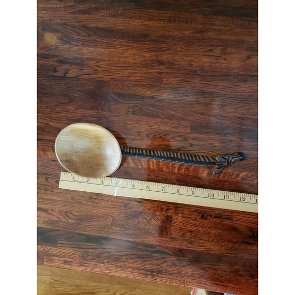 Vintage Giraffe Wooden Spoon Hand Carved Handmade Zoo Animal - Picture 7 of 9